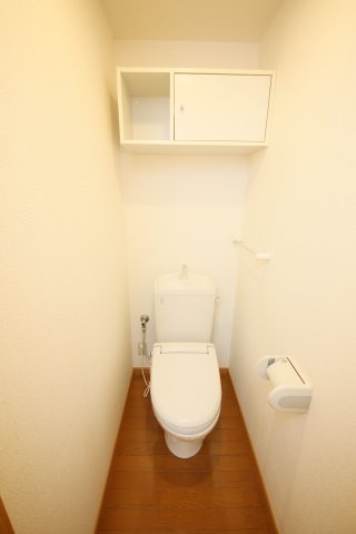メゾンまえはたⅢのトイレ