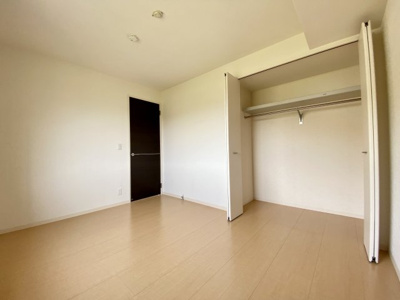 【洋室】 | ルリール学園南館