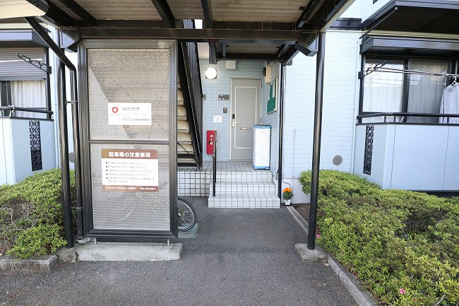 グラース壱番町のエントランス