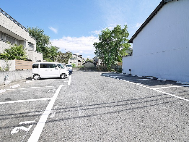 芝辻町駐車場の外観