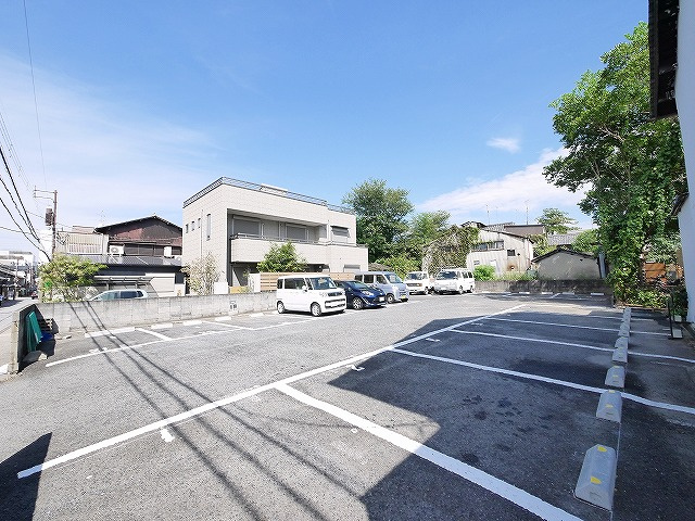 芝辻町駐車場の外観