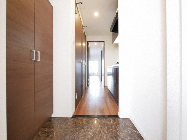スプランディッド淀屋橋DUEの玄関