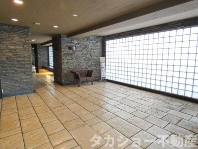 【エントランス】 | パテラ浜野アクアオリエンタル | エントランスです