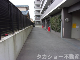 【駐車場】 | 駐車スペースもあります