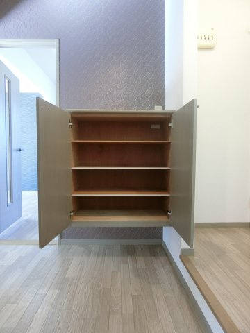 ルミエールみなみの駐車場