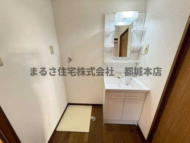 コーポアンジェラスの独立洗面台