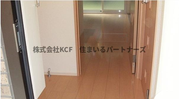 ハートフルハイツの玄関|明るい玄関です