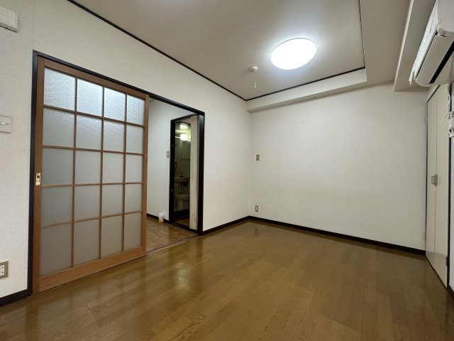 サンライズ赤羽の居間・リビング