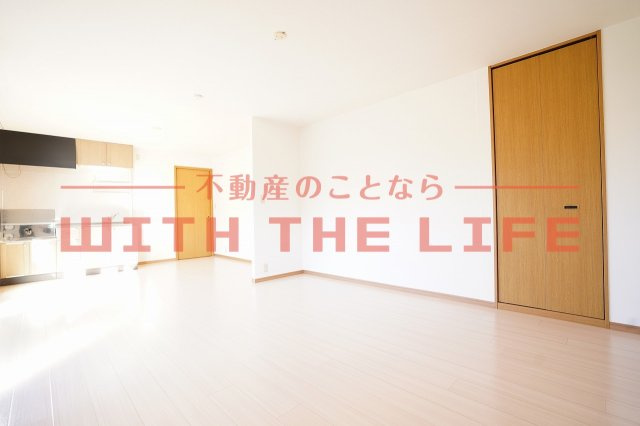 ランドベアー21【キャッシュバック対象物件】の居間・リビング|おしゃれな居間です