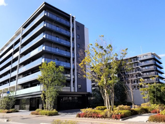 【エントランス】 | 車寄せ