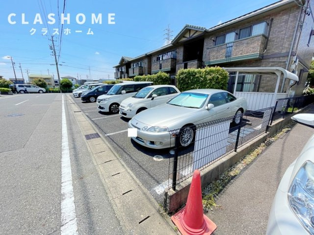 セジュール あいりす　Ｂ　　 刈谷市近郊の賃貸はクラスホーム刈谷店の駐車場