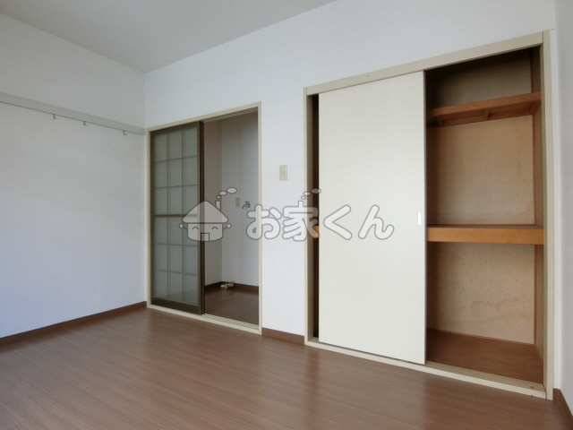 【内装】 | アラタハイツ | (写真は別のお部屋です)