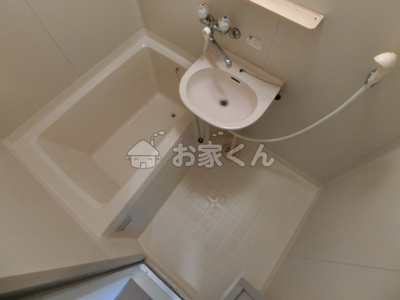 【浴室】 | アラタハイツ | バスルーム(写真は別のお部屋です)