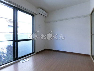 【寝室】 | アラタハイツ | 室内(写真は別のお部屋です)