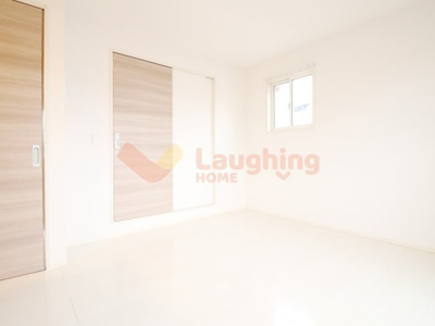 【洋室】 | シュトラール | たっぷりとした収納スペースです