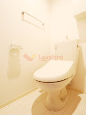 【トイレ】 | シュトラール | 落ち着いた玄関です