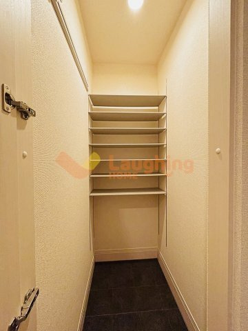 オリーヴァ東櫛原　A棟の玄関|ゆったりとした玄関です