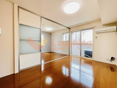 【内装】 | オリーヴァ東櫛原　A棟 | 明るい色調の室内です