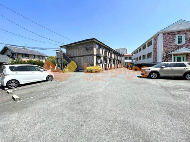 カトルセの駐車場