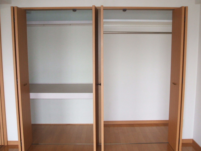 グレースメゾンの収納|大きなものも収納できそうです※反転タイプのお写真になります。