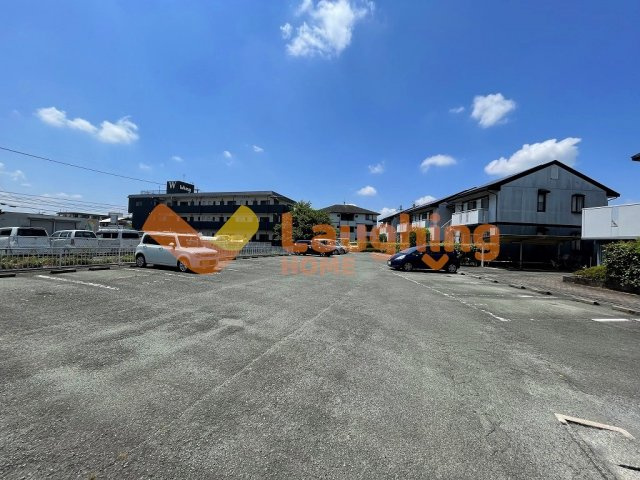 パピオン津福の駐車場|駐車場があります