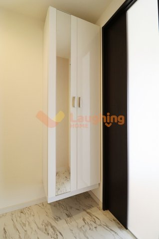 River Sisterの玄関|収納もある玄関です