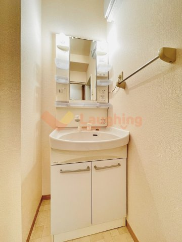 マリーモナリエの洗面所|ゆったりとスペースのある洗面所