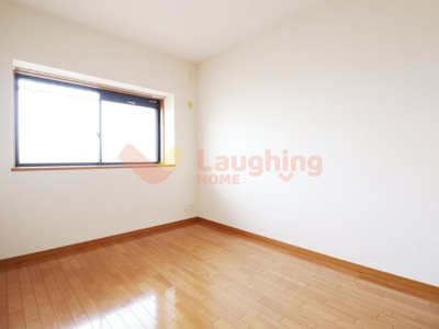 【内装】 | メゾンドーム | 明るい色調の室内です