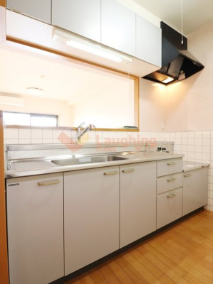 【キッチン】 | メゾンドーム | きれいなキッチンです