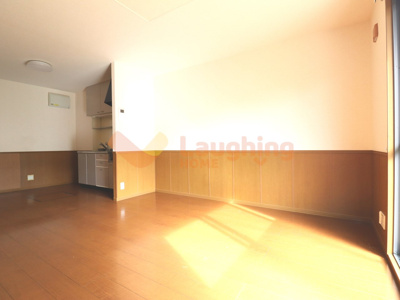 【居間・リビング】 | ラ・マーシャ B棟 | ゆったり過ごせるリビングです