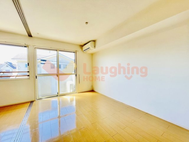 ベルコートⅡの洋室|広々とした洋室です