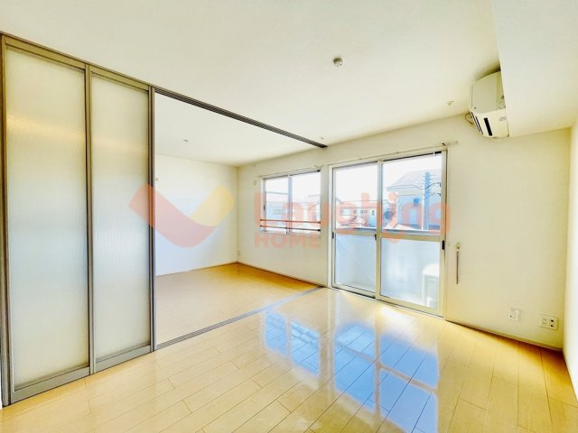 ベルコートⅡの居間・リビング|ゆったりとしたリビングです