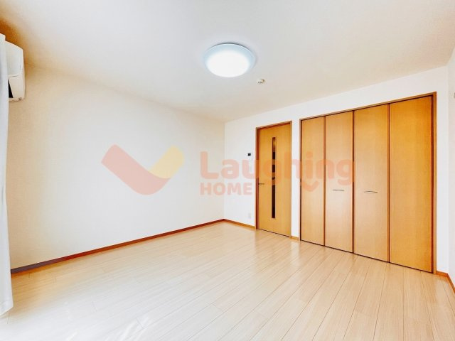 マーサ・ジュネスⅡの居間・リビング|こちらのリビングで趣味の時間をお楽しみください