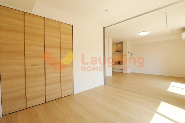 D-roomシャンヴルの寝室|開放的な寝室です