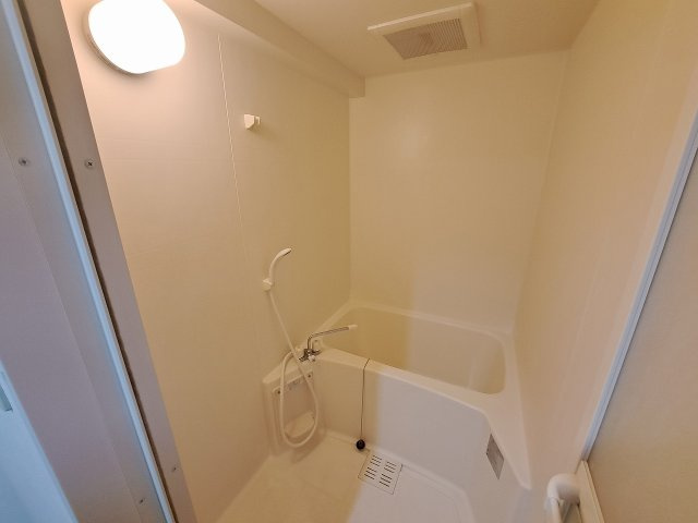 ドルチェ東甲子園の浴室