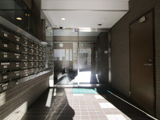 【エントランス】