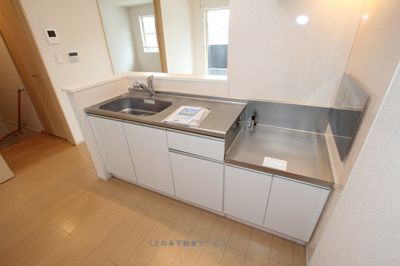 【キッチン】 | プロムナードＭⅡ | コンパクトなキッチン
プロムナード・ＭⅡ　203号室　2019/4/27撮影