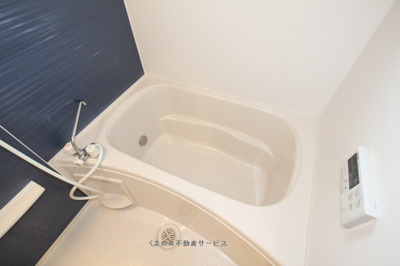 【浴室】 | プロムナードＭⅡ | きれいなお風呂です
プロムナード・ＭⅡ　203号室　2019/4/27撮影