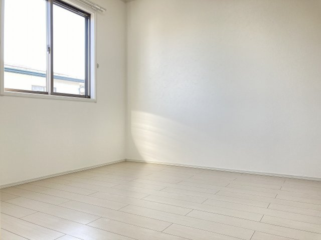 ゼファー　A棟の洋室