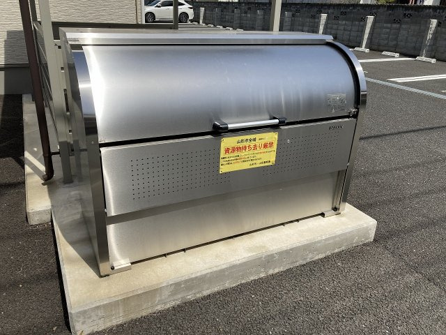 ゼファー　A棟のその他共用部分