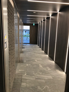 【エントランス】