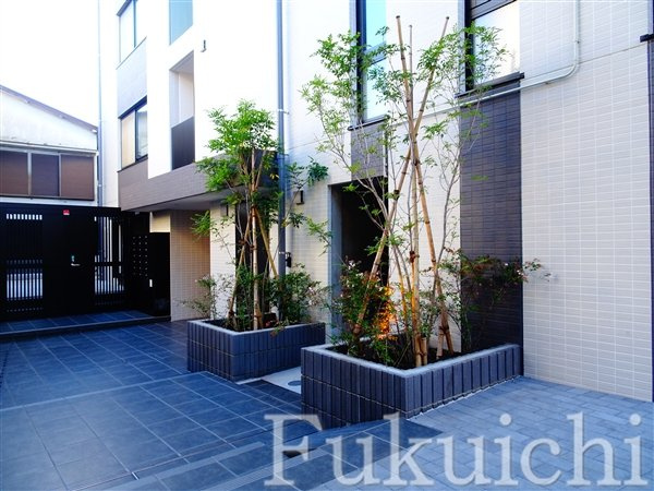 コンポジット中目黒のエントランス