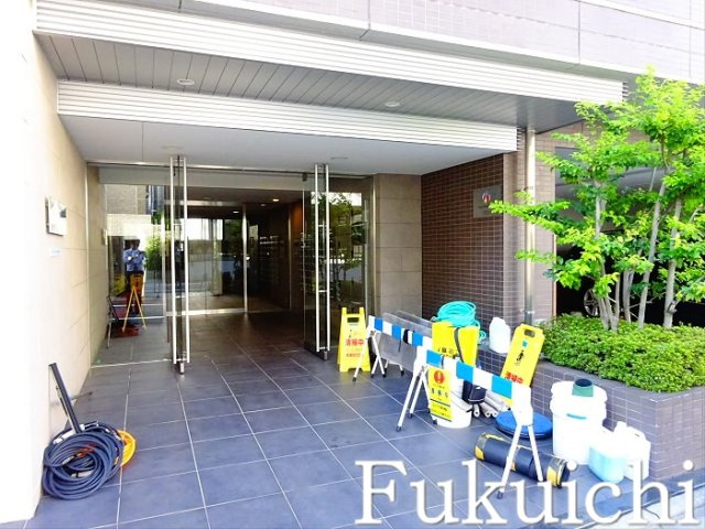 ラクラス学芸大学のエントランス