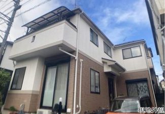 【外観】 |  平成12年7月築
綺麗にお住まいです