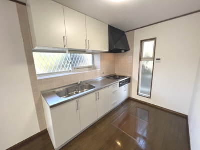 【キッチン】 | 玉村町五料　中古住宅 | キッチンでお料理をお楽しみください