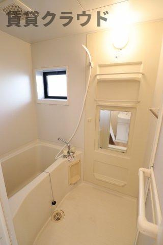 ルミエール末広の浴室|お風呂で日々の疲れを落としましょう