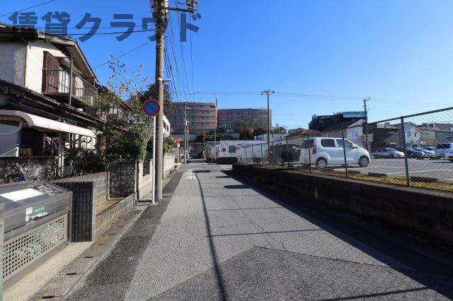 ルミエール末広の周辺