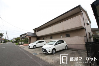 【駐車場】