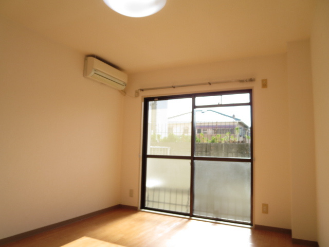 スラン76の居間・リビング