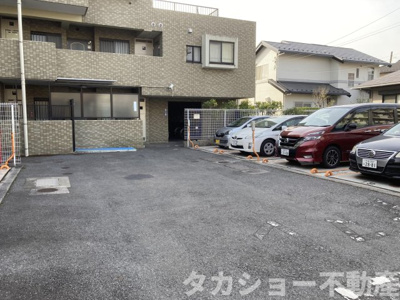 【駐車場】 | クリスタルライトハウス